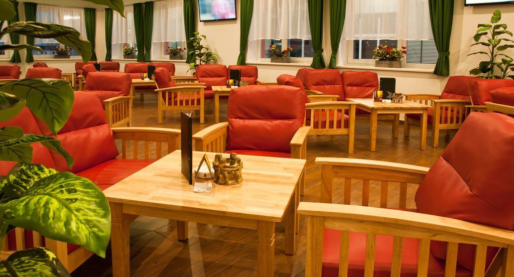 Winrooms "Hotel&Appartement" Винер Нойщат Екстериор снимка