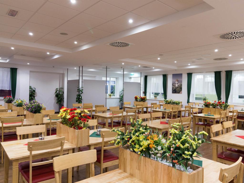 Winrooms "Hotel&Appartement" Винер Нойщат Екстериор снимка