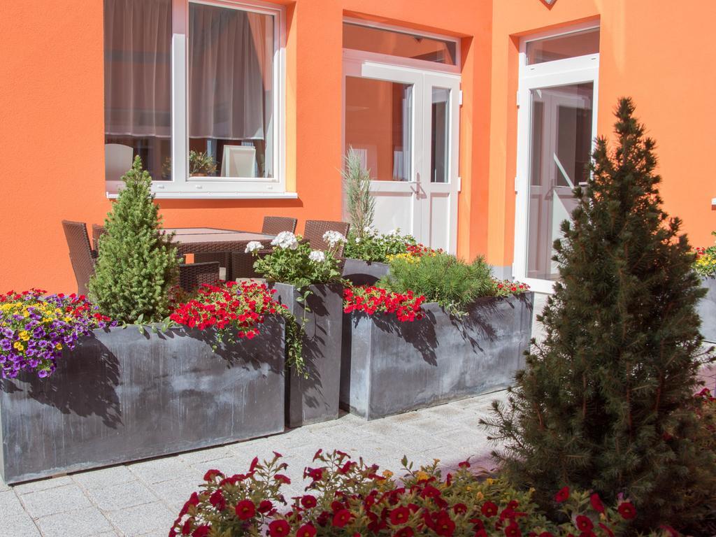 Winrooms "Hotel&Appartement" Винер Нойщат Екстериор снимка
