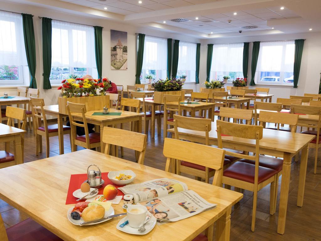 Winrooms "Hotel&Appartement" Винер Нойщат Екстериор снимка